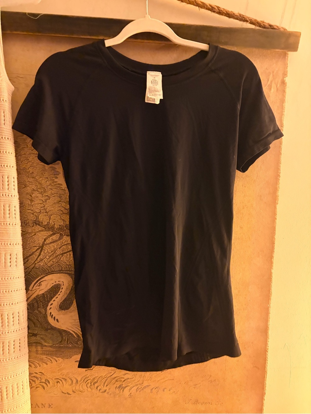 * Athleta Momentum Black Women's Short-Sleeve Tee SZ Medium * - Picture 2 of 9